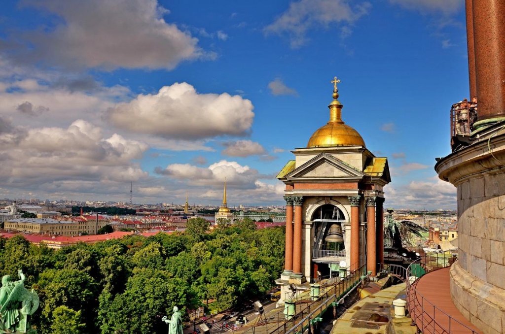 St. Isaac's Cathedral.jpg