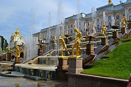 Peterhof and the Tsarskoe Selo Museum